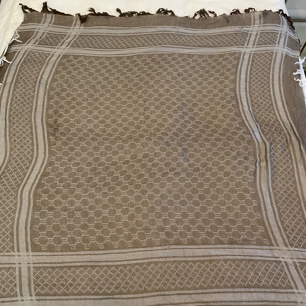 Gucci Brownish/Tan Scarf